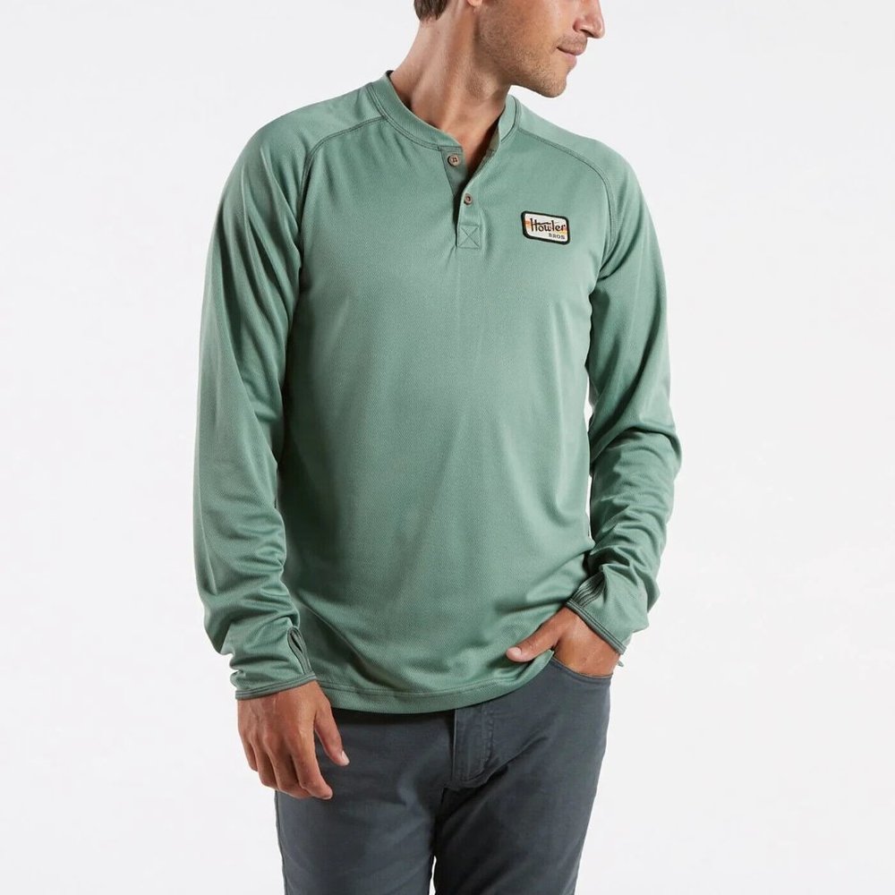 Howler Brothers Green Casual Button Down Shirt